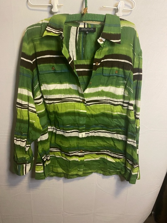 Jones New York Tops - Jones New York Green Striped Button-Up Blouse